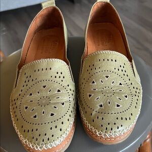 Spring Step Leather Footwear in Brown